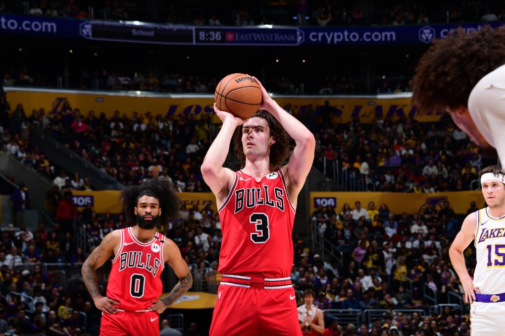 反观字母哥 反观字母哥